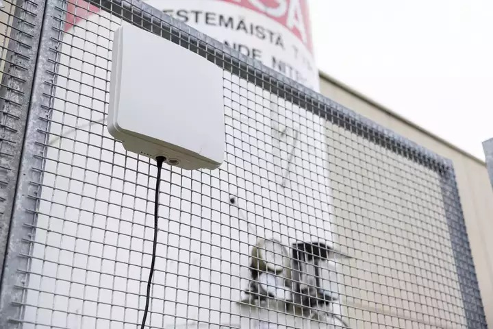 Nokia Industrial 5G CPE for outdoor use