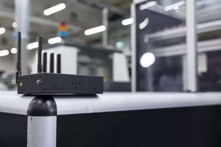 Nokia Industrial ruggedized 5G field router