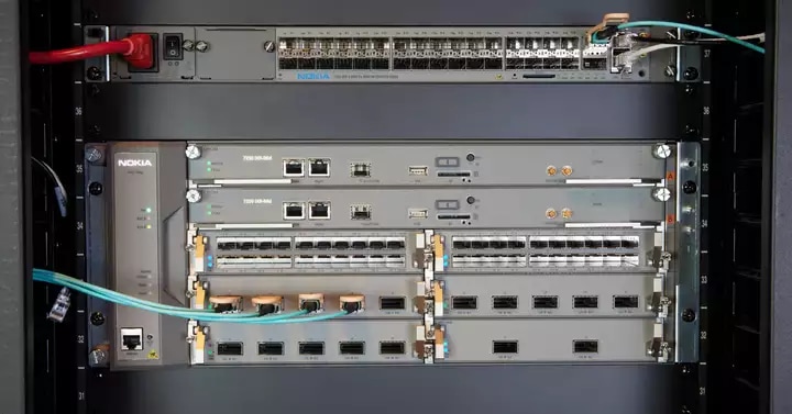 7250 Interconnect Router (IXR)