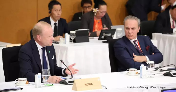 Nokia at G7