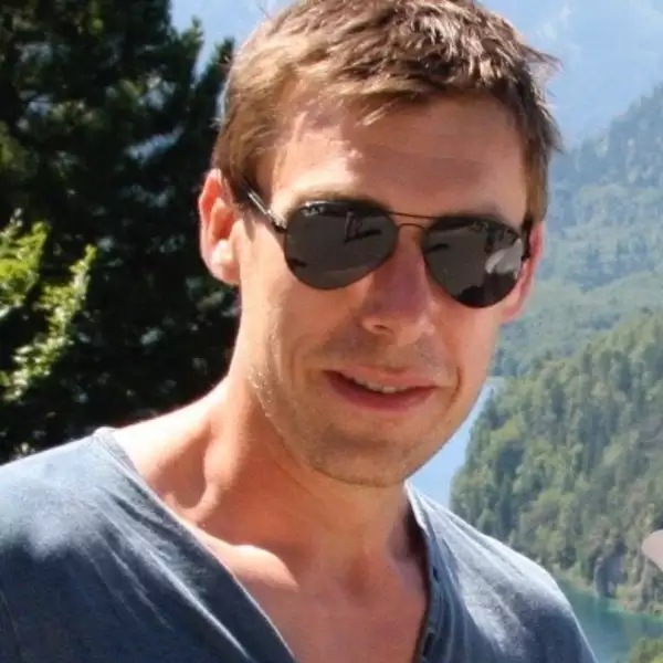 Chris Dixon